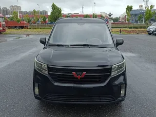 Wuling Hongguang PLUS 2019 купить из Китая, цена 1 053 000 ₽ — Suifenhe Auto