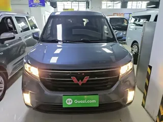 Wuling Hongguang PLUS 2020 купить из Китая, цена 1 300 000 ₽ — Suifenhe Auto