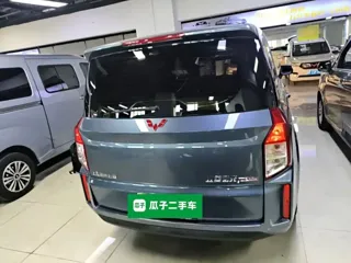 Wuling Hongguang PLUS 2020 купить из Китая, цена 1 300 000 ₽ — Suifenhe Auto
