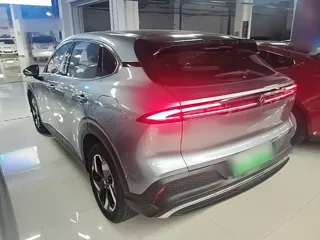 Baojun Yunhai 2024 купить из Китая, цена 2 661 000 ₽ — Suifenhe Auto