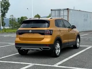 Volkswagen T-Cross 2019 купить из Китая, цена 1 422 000 ₽ — Suifenhe Auto