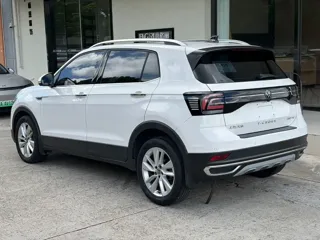 Volkswagen T-Cross 2021 купить из Китая, цена 1 666 000 ₽ — Suifenhe Auto