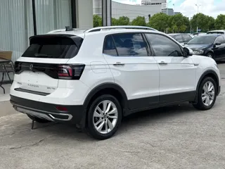 Volkswagen T-Cross 2021 купить из Китая, цена 1 666 000 ₽ — Suifenhe Auto