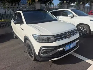Volkswagen T-Cross 2023 купить из Китая, цена 1 714 000 ₽ — Suifenhe Auto