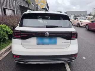 Volkswagen T-Cross 2020 купить из Китая, цена 1 491 000 ₽ — Suifenhe Auto