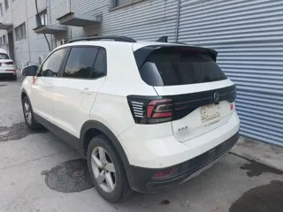 Volkswagen T-Cross 2021 купить из Китая, цена 1 436 000 ₽ — Suifenhe Auto