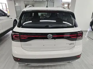 Volkswagen T-Cross 2020 купить из Китая, цена 1 438 000 ₽ — Suifenhe Auto
