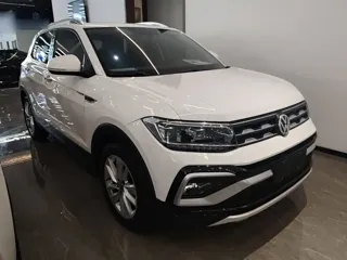 Volkswagen T-Cross 2020 купить из Китая, цена 1 568 000 ₽ — Suifenhe Auto
