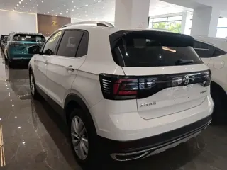 Volkswagen T-Cross 2020 купить из Китая, цена 1 568 000 ₽ — Suifenhe Auto