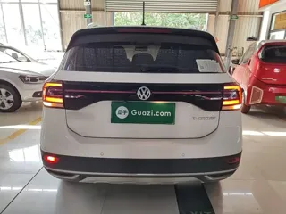 Volkswagen T-Cross 2020 купить из Китая, цена 1 441 000 ₽ — Suifenhe Auto