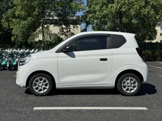 Roewe CLEVER 2023 купить из Китая, цена 980 000 ₽ — Suifenhe Auto
