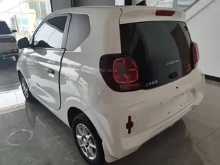 Roewe CLEVER 2023 купить из Китая, цена 900 000 ₽ — Suifenhe Auto