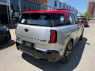 MINI JCW COUNTRYMAN 2025 купить из Китая, цена 7 409 000 ₽ — Suifenhe Auto