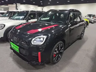 MINI JCW COUNTRYMAN 2024