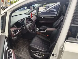 GAC Trumpchi M6 2024 купить из Китая, цена 2 711 000 ₽ — Suifenhe Auto