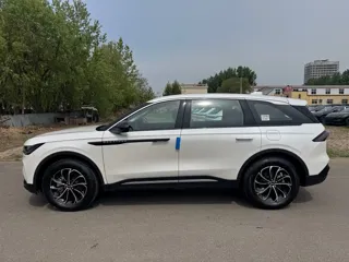 Lincoln Nautilus 2026 купить из Китая, цена 5 533 000 ₽ — Suifenhe Auto