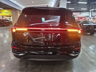 Lincoln Nautilus 2025 купить из Китая, цена 5 879 000 ₽ — Suifenhe Auto