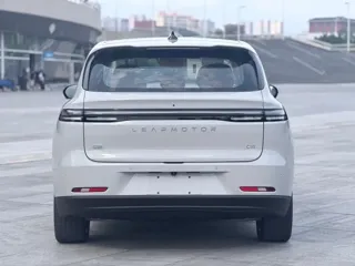 Leapmotor C10 2025 купить из Китая, цена 3 504 000 ₽ — Suifenhe Auto