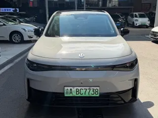 Leapmotor C10 2025 купить из Китая, цена 3 531 000 ₽ — Suifenhe Auto