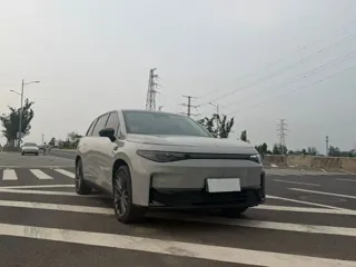 Leapmotor C10 2024 купить из Китая, цена 3 204 000 ₽ — Suifenhe Auto