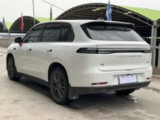 Leapmotor C10 2025 купить из Китая, цена 3 940 000 ₽ — Suifenhe Auto