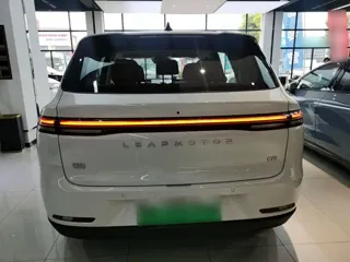 Leapmotor C10 2025 купить из Китая, цена 3 717 000 ₽ — Suifenhe Auto