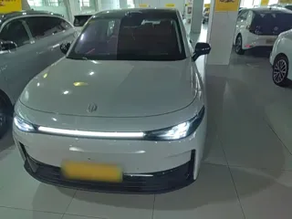 Leapmotor C10 2025 купить из Китая, цена 4 021 000 ₽ — Suifenhe Auto