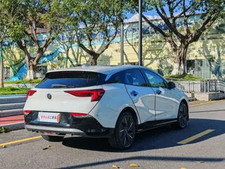 Buick Velite 6 2022 купить из Китая, цена 2 854 000 ₽ — Suifenhe Auto