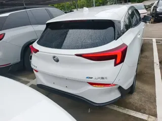 Buick Velite 6 2023 купить из Китая, цена 3 058 000 ₽ — Suifenhe Auto