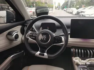 BYD Yuan 2025 купить из Китая, цена 3 124 000 ₽ — Suifenhe Auto