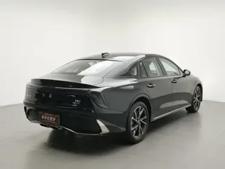 Hongqi H6 2025 купить из Китая, цена 3 290 000 ₽ — Suifenhe Auto
