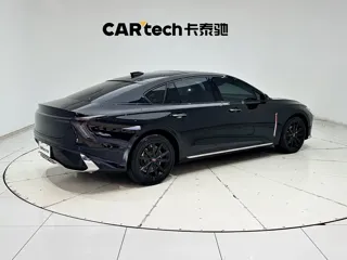Hongqi H6 2024 купить из Китая, цена 3 613 000 ₽ — Suifenhe Auto