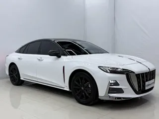 Hongqi H6 2024 купить из Китая, цена 3 456 000 ₽ — Suifenhe Auto