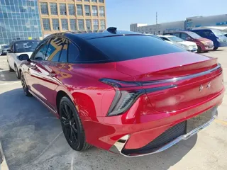 Hongqi H6 2024 купить из Китая, цена 4 061 000 ₽ — Suifenhe Auto