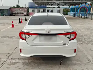 Honda Envix 2019 купить из Китая, цена 1 107 000 ₽ — Suifenhe Auto