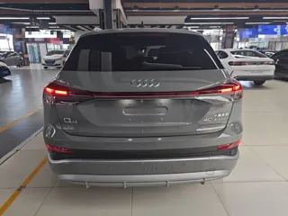 Audi Q4 e-tron 2025 купить из Китая, цена 4 014 000 ₽ — Suifenhe Auto