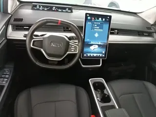 Neta V 2023 купить из Китая, цена 1 009 000 ₽ — Suifenhe Auto