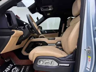 Fangchengbao Bao 8 2024 купить из Китая, цена 9 526 000 ₽ — Suifenhe Auto
