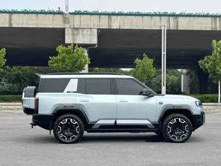 Fangchengbao Bao 8 2024 купить из Китая, цена 9 354 000 ₽ — Suifenhe Auto