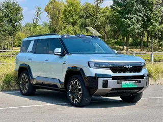 Fangchengbao Bao 8 2024 купить из Китая, цена 8 971 000 ₽ — Suifenhe Auto