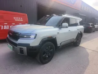 Fangchengbao Bao 8 2025