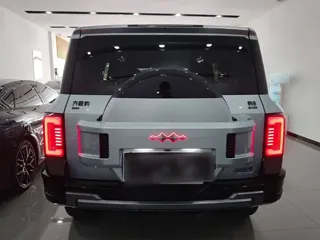 Fangchengbao Bao 8 2025 купить из Китая, цена 9 939 000 ₽ — Suifenhe Auto