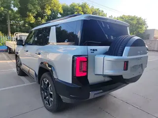 Fangchengbao Bao 8 2026 купить из Китая, цена 10 775 000 ₽ — Suifenhe Auto