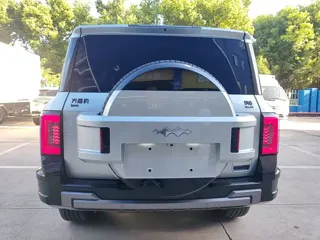 Fangchengbao Bao 8 2026 купить из Китая, цена 10 775 000 ₽ — Suifenhe Auto