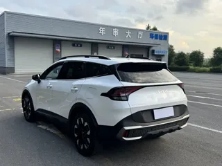 Kia SPORTAGE 2024 купить из Китая, цена 3 138 000 ₽ — Suifenhe Auto