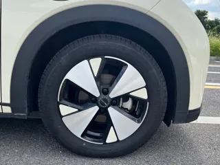 BYD Dolphin 2023 купить из Китая, цена 1 416 000 ₽ — Suifenhe Auto