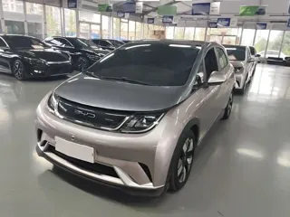 BYD Dolphin 2023