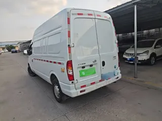 Maxus V80 2024 купить из Китая, цена 1 967 000 ₽ — Suifenhe Auto