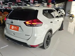 Nissan X-Trail 2023 купить из Китая, цена 2 231 000 ₽ — Suifenhe Auto