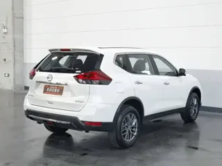 Nissan X-Trail 2025 купить из Китая, цена 2 455 000 ₽ — Suifenhe Auto
